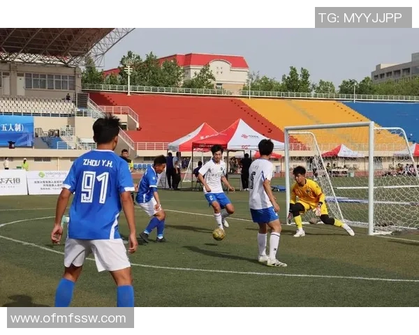 河南校园足球明星的崛起与发展探索及其对青少年足球的影响