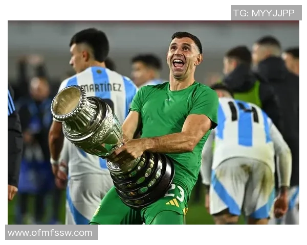 篮球巨星与足球传奇的巅峰对决谁才是运动之王的真正代表