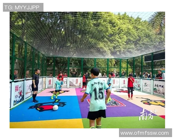 探索莫诺尔足球的魅力与发展潜力助力全球足球文化的融合与创新